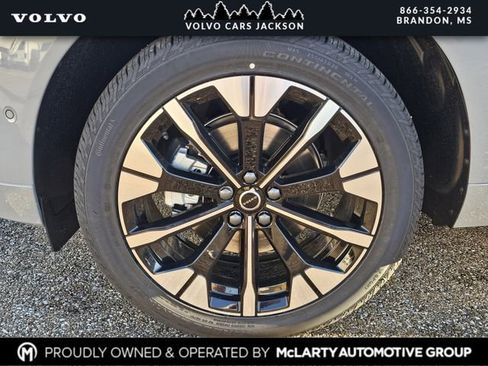 New 2026 Volvo XC60 B5 Plus w/ Protection Package Premier AWD/4WD image 26