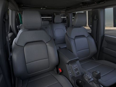 New 2025 Ford Bronco Badlands w/ Sasquatch Package image 10