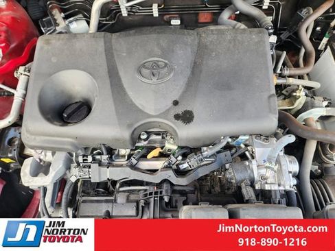 Used 2023 Toyota RAV4 XLE image 29