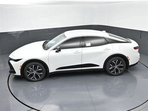 New 2026 Toyota Crown AWD/4WD image 32