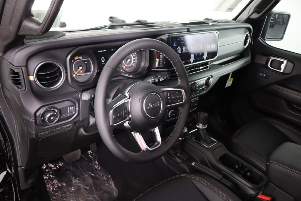 New 2027 Jeep Wrangler Unlimited Sahara AWD/4WD image 27