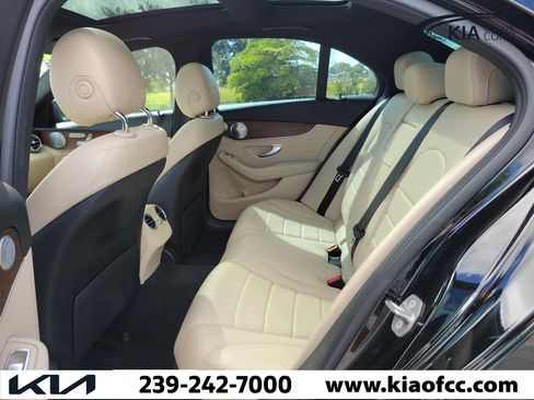 Used 2021 Mercedes-Benz C 300 4MATIC Sedan image 13