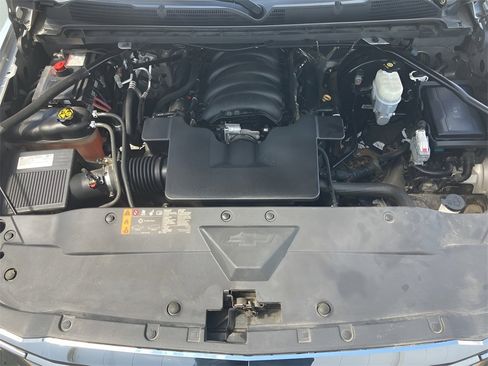 Used 2018 Chevrolet Silverado 1500 LT w/ All Star Edition image 42