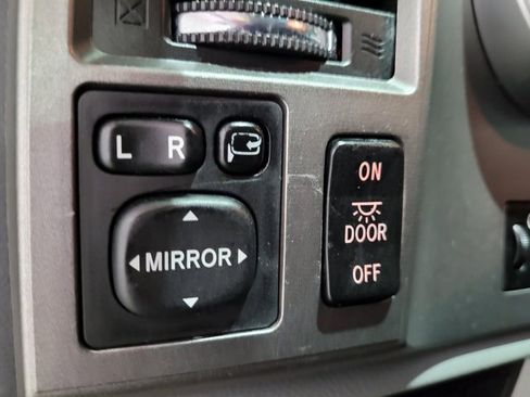 Used 2016 Toyota Sequoia Limited image 51