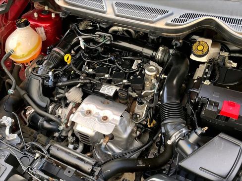 Used 2021 Ford EcoSport SE w/ SE Convenience Package image 32