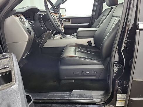 Used 2017 Ford Expedition Limited w/ Equipment Group 301A AWD/4WD image 3