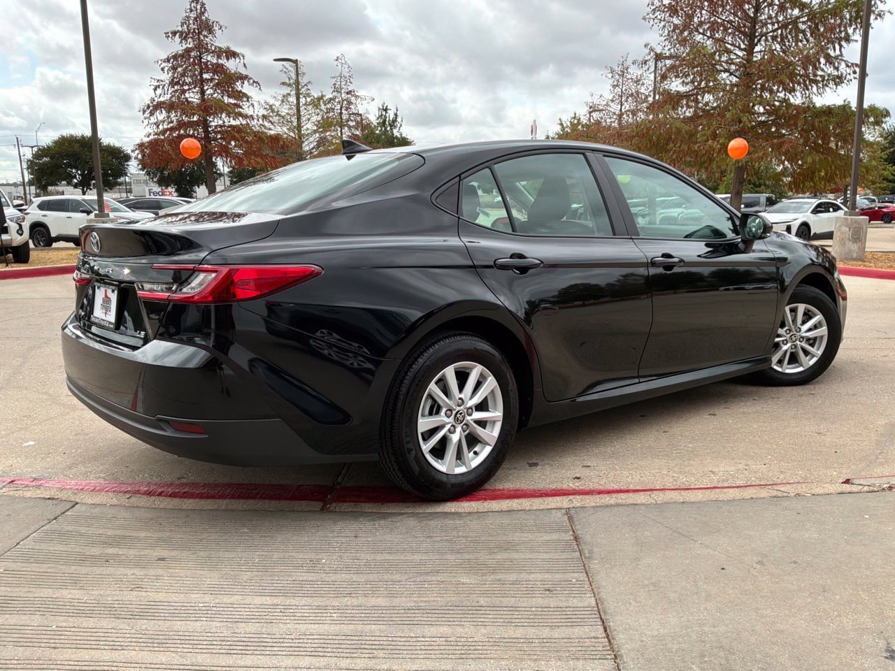 Used 2026 Toyota Camry LE FWD image 6