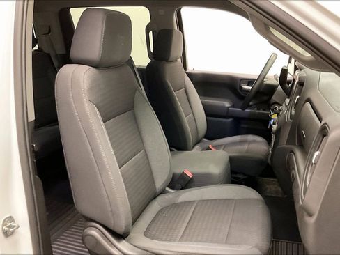 Used 2022 Chevrolet Silverado 1500 Custom w/ LPO, Blackout Package image 6