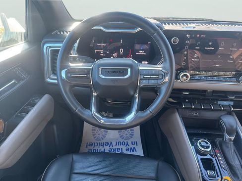 Used 2023 GMC Canyon Denali image 21