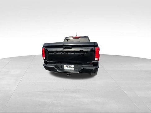 Certified 2024 Chevrolet Colorado ZR2 w/ Technology Package AWD/4WD image 10