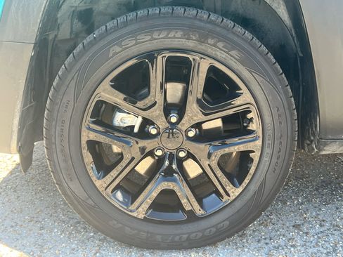 Used 2022 Jeep Renegade Altitude image 10