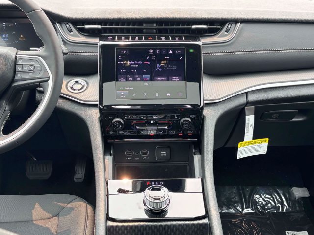 New 2026 Jeep Grand Cherokee Laredo X AWD/4WD image 13