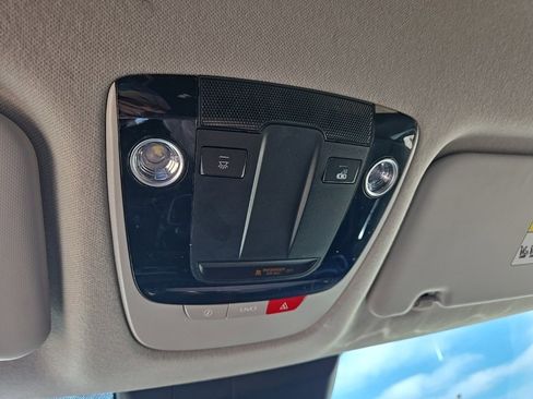 Used 2023 Kia Seltos S w/ Navigation Package image 27