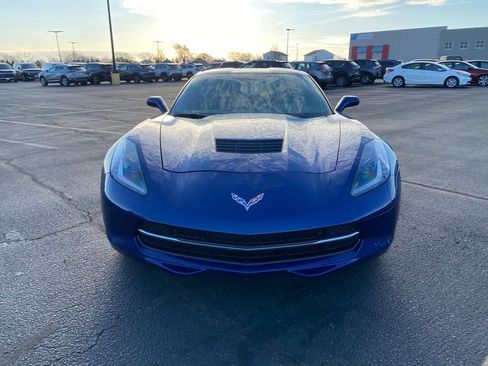 Used 2018 Chevrolet Corvette Stingray Coupe w/ 1LT image 4