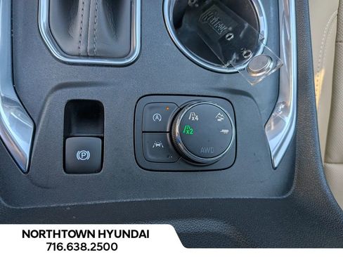 Used 2023 Chevrolet Traverse Premier w/ LPO, Floor Liner Package AWD/4WD image 18