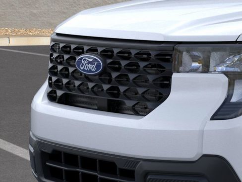 New 2025 Ford Maverick XL w/ Equipment Group 101A image 18