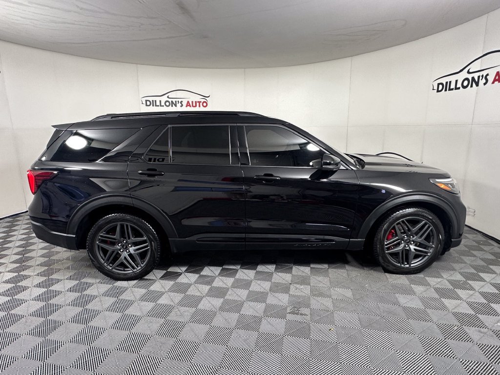 Used 2025 Ford Explorer ST AWD/4WD image 10