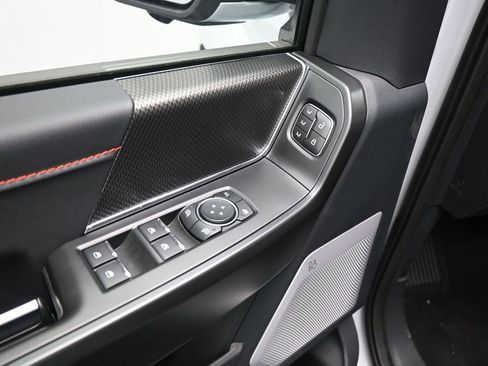 Used 2025 Ford F150 Raptor AWD/4WD image 11