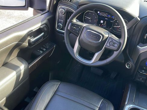 Used 2023 GMC Sierra 3500 Denali w/ Denali Ultimate Package image 26