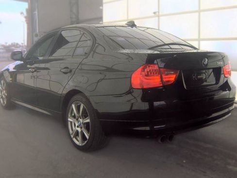 Used 2011 BMW 328i xDrive Sedan AWD/4WD image 6