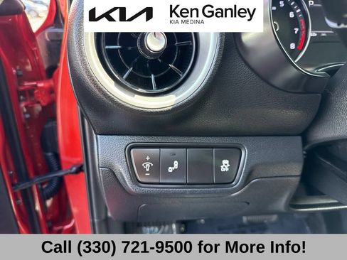 Certified 2024 Kia Forte LXS w/ LXS Technology Package FWD image 30