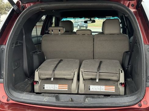 Used 2014 Ford Explorer XLT w/ Equipment Group 202A image 28