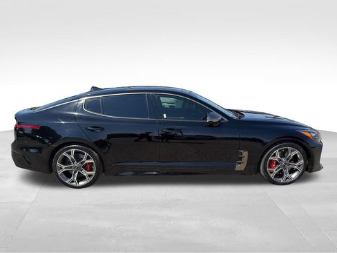Used 2019 Kia Stinger GT1 RWD image 6