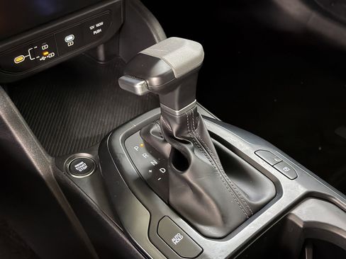 Used 2025 Kia K4 LXS image 18