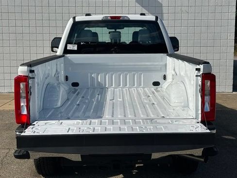 New 2026 Ford F250 XL w/ FX4 Off-Road Package AWD/4WD image 26