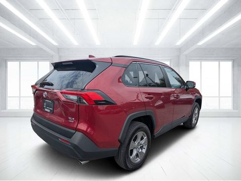 Used 2025 Toyota RAV4 XLE AWD/4WD image 3