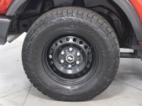 Used 2023 Ford Bronco 4-Door AWD/4WD image 13