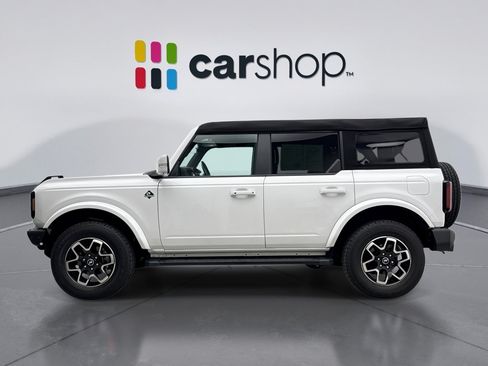 Used 2024 Ford Bronco Outer Banks AWD/4WD image 2