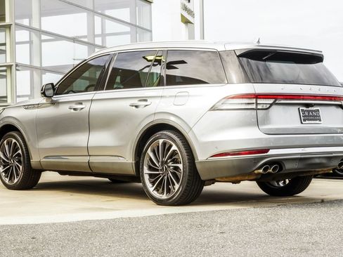 Used 2020 Lincoln Aviator Reserve w/ Equipment Group 202A AWD/4WD image 10