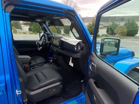 New 2026 Jeep Wrangler Sahara image 28