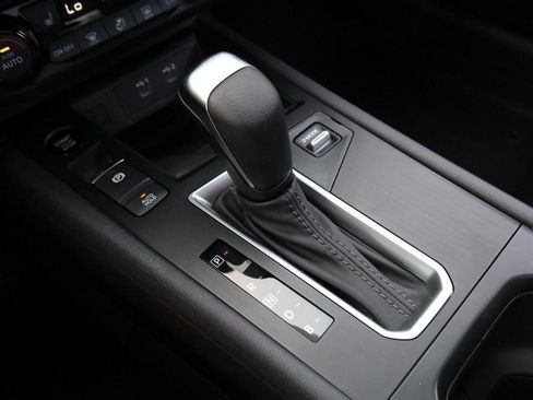 New 2026 Nissan Kicks SV w/ SV Premium Package image 18