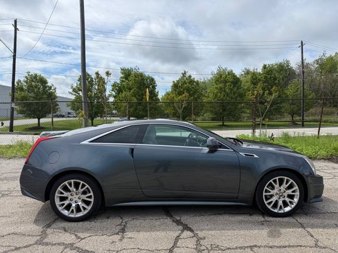 Used 2013 Cadillac CTS Premium RWD image 2