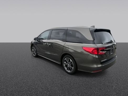 Used 2023 Honda Odyssey Elite image 7