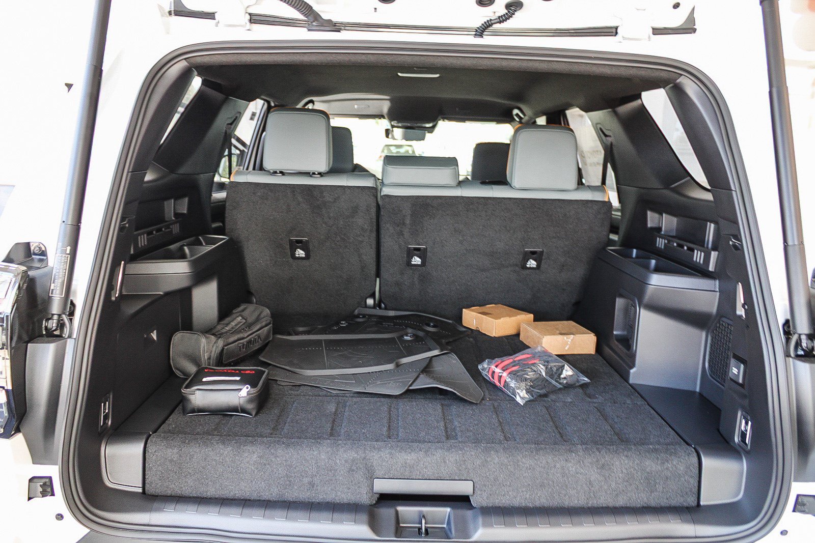 New 2026 Toyota 4Runner Trailhunter AWD/4WD image 14