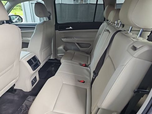 Used 2018 Volkswagen Atlas SE AWD/4WD image 32