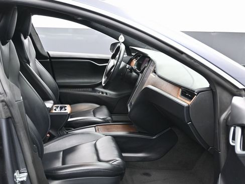 Used 2021 Tesla Model S Long Range image 38