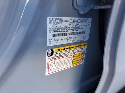 Used 2025 Ford Expedition Max Platinum w/ Driver's Package image 32