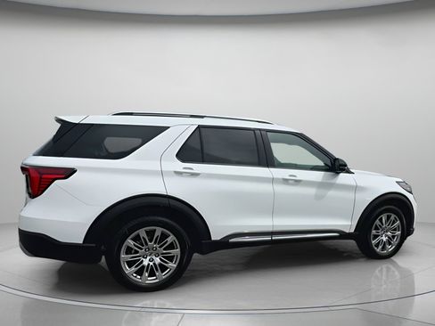 New 2025 Ford Explorer Platinum image 33