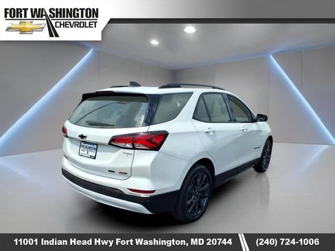Used 2022 Chevrolet Equinox RS w/ RS Leather Package AWD/4WD image 3