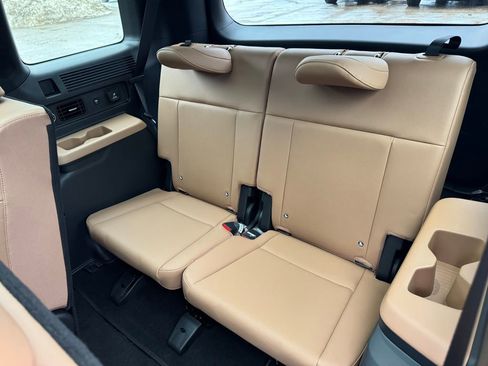 Used 2025 Hyundai Santa Fe Limited image 42