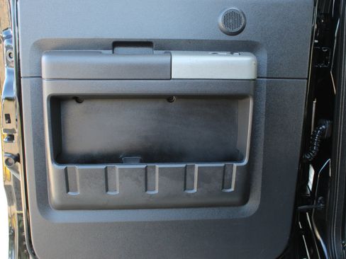 Used 2016 Ford F250 Lariat w/ Lariat Ultimate Package image 15