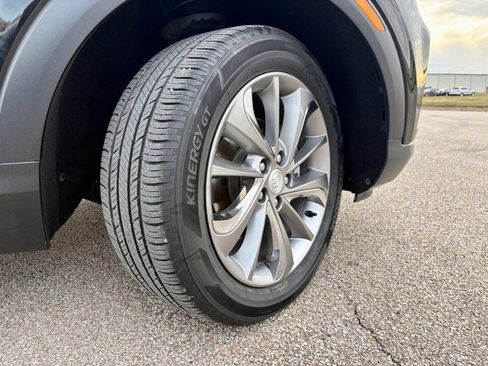 Used 2020 Buick Encore GX Essence w/ Experience Buick Package image 10