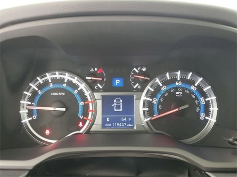 Used 2016 Toyota 4Runner SR5 image 24