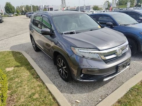 Used 2019 Honda Pilot Touring image 14