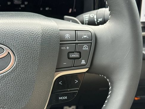 New 2026 Toyota Camry SE FWD image 28