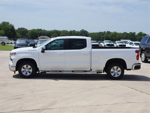 Used 2024 Chevrolet Silverado 1500 LT w/ Protection Package image 4